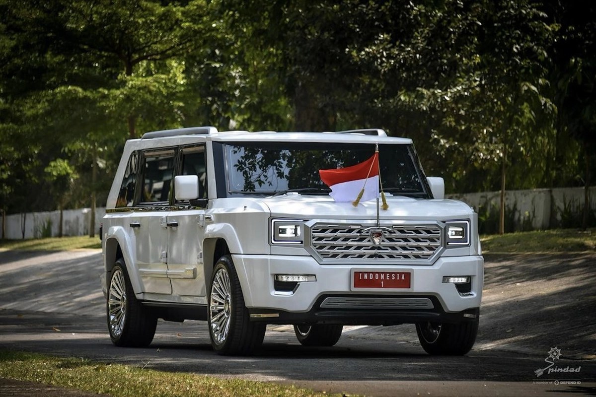Photo 2 is the vehicle